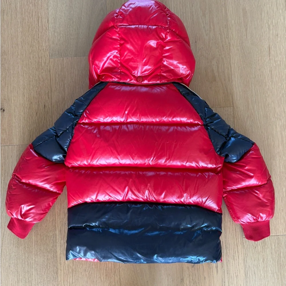 Moncler Boys Down Jacket in red size 6